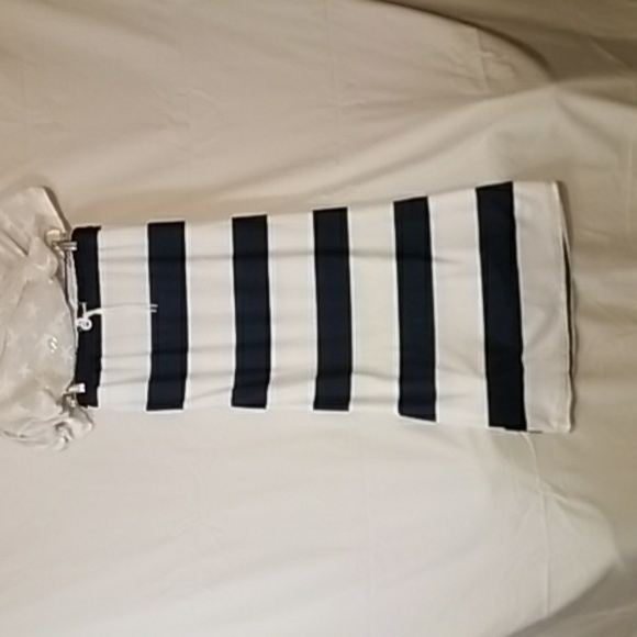 NAUTICAL MAXI SKIRT W/ STARS PEEK-A-BOO STARS CREW NECK SHIRT IN WHITE Sz L - Picture 3 of 4